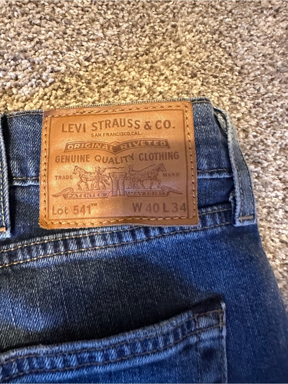 Levi's Men's Straight Leg Dark Blue Jeans - Picture 7 of 7